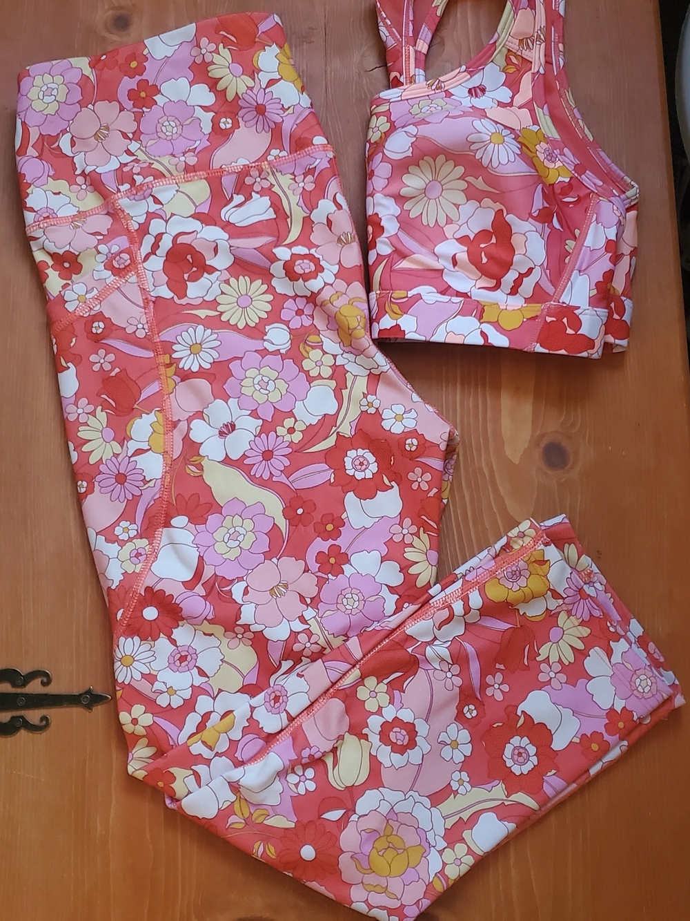 Avia Sportsbra & Capri Matching Set